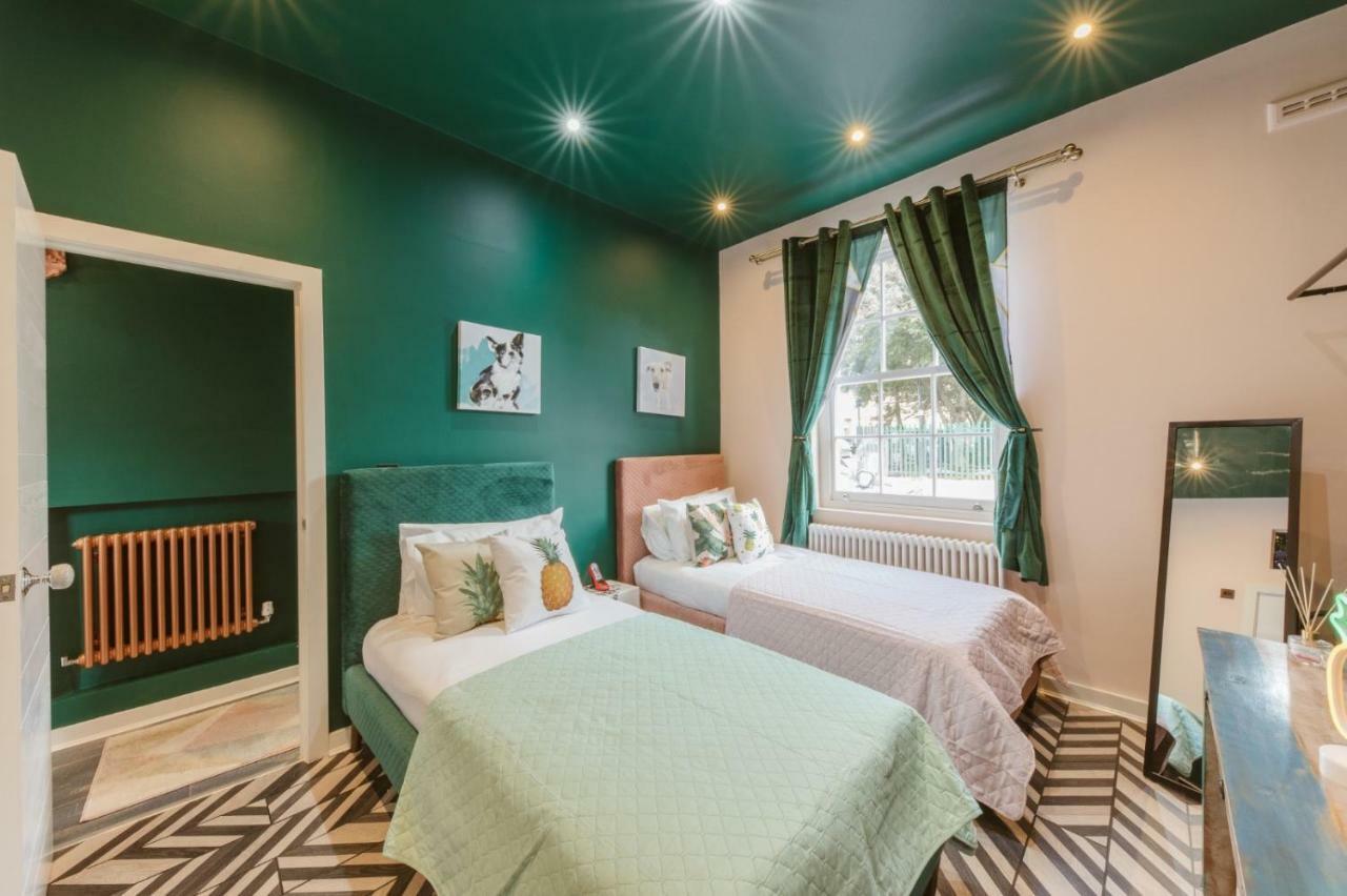 River House With Hot Tub Appartamento Londra